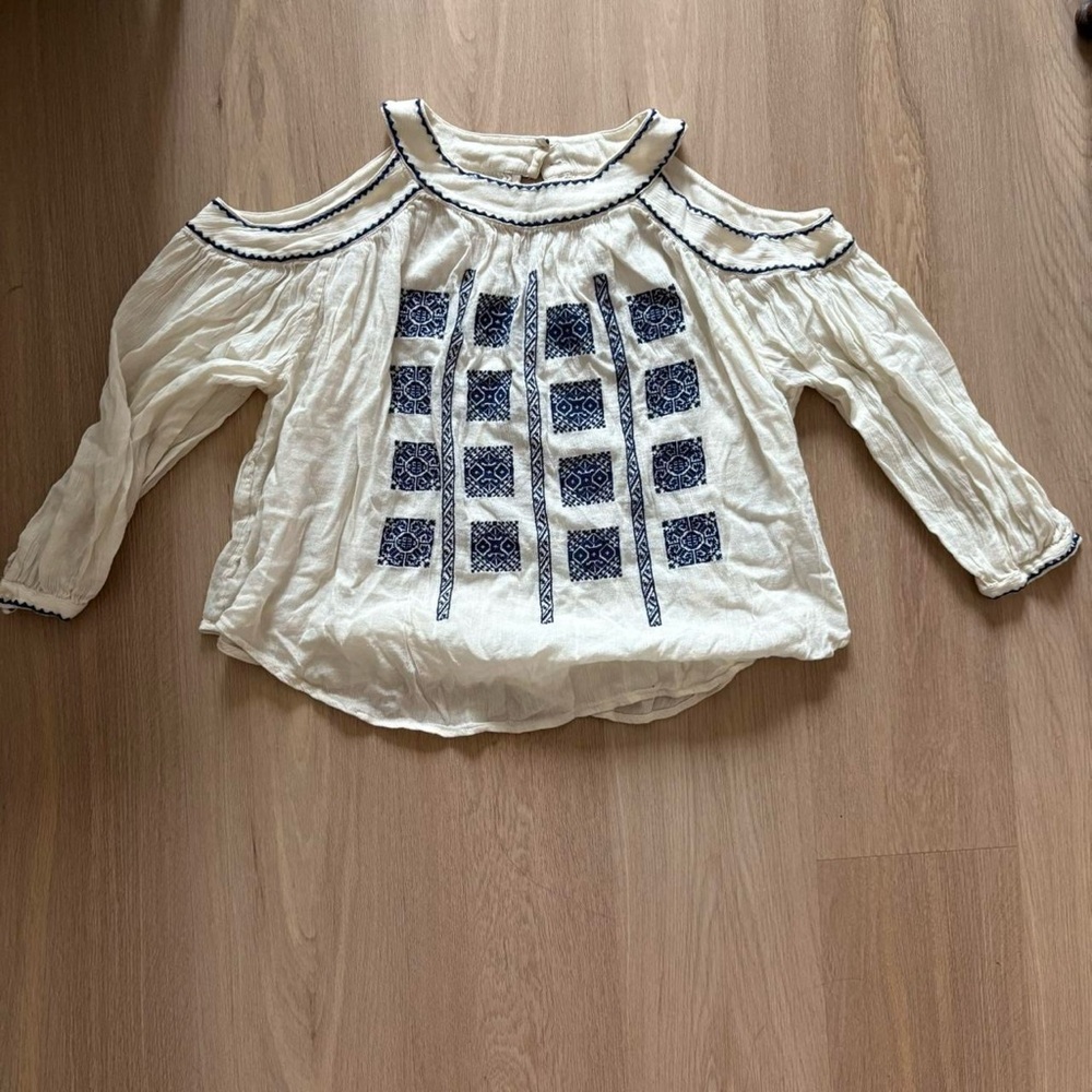 Excellent condition Size S Ralph Lauren cream and navy blue embroidered top